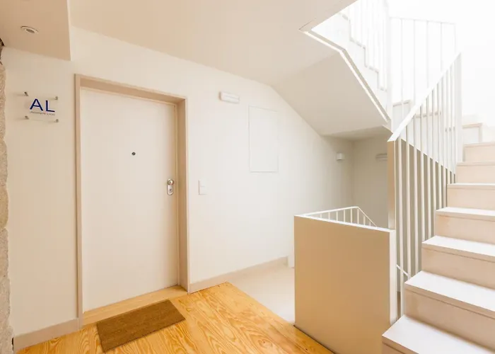 Clerigos Tower - Experience In Appartement *